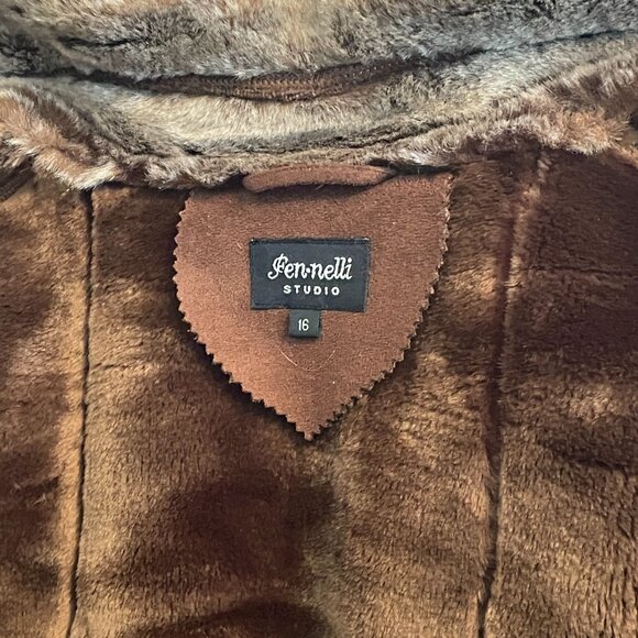 Fen-Nelli Studio Shearling Coat - Picture 5 of 8